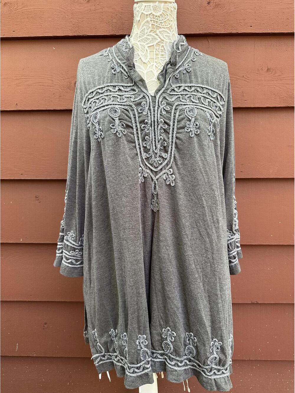 Catherines Gray Embroidered Boho Tunic Top Vintage Inspired Casual‎